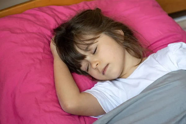 Kid Sleep Alone Her Own Bed Years Old Kid Sleep — Stock Photo, Image