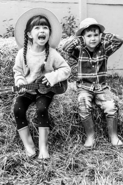 Funny Little Kids Black White Happy Children Friendship — Stock Photo, Image