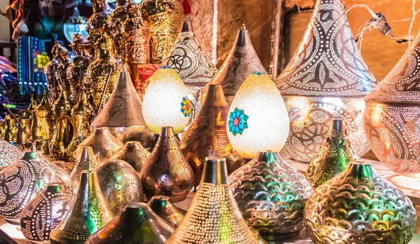 Lamps on display in Al Moez street — Stock Photo, Image