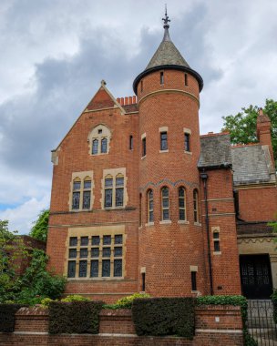 Londra - 06: 24 2022: The Tower House, Led Zeppelin gitaristi Jimmy Page 'in evi