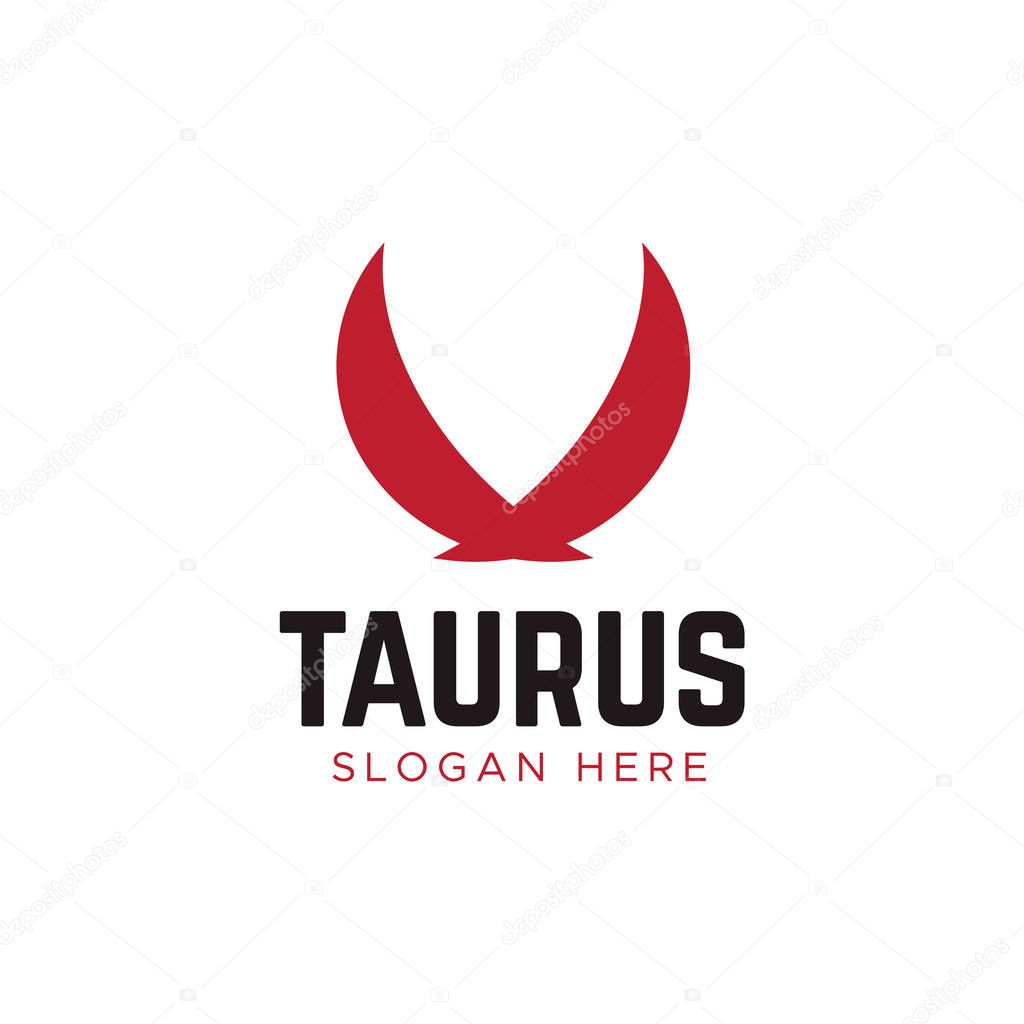 Cow steak premium logo. Bull horns line icon symbol