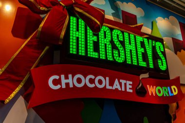 Hershey, Pa, Amerika Birleşik Devletleri - 11 Aralık 2018: Çikolata dünya işareti ana lobide.