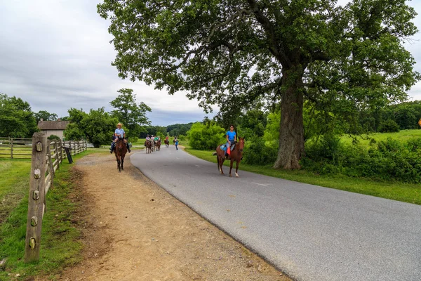 Gettysburg Junio 2018 Grupo Una Gira Caballo Por Campo Batalla — Foto de Stock