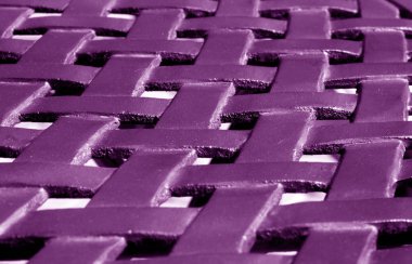 Metal konstrüksiyon desen mor tonda bir parçası. Arka plan ve tasarım için doku.