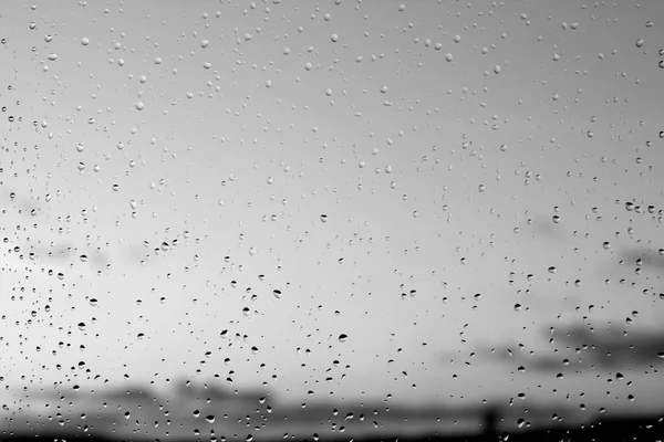 Chuva Cai Desfocado Fundo Céu Preto Branco Textura Fundo Sazonal — Fotografia de Stock