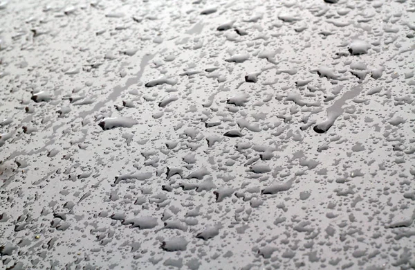 車面の水滴は 抽象的な背景とデザインのためのテクスチャ — ストック写真