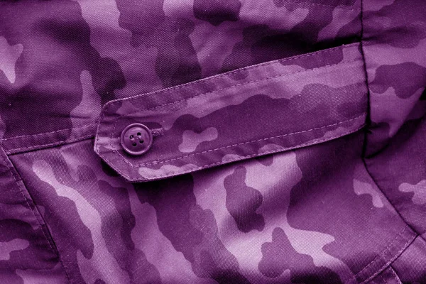 Vuile camouflage doek in paarse Toon. — Stockfoto