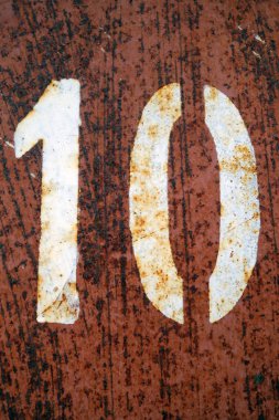 Grungy turuncu renk metal duvar şablonu 10 numara. 