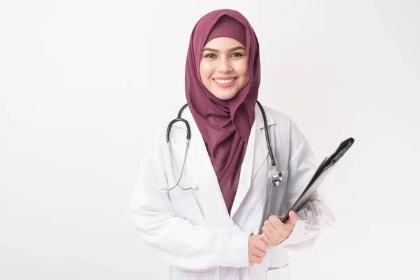 Krásná Žena Lékař Hidžáb Portrét Bílém Pozadí — Stock fotografie