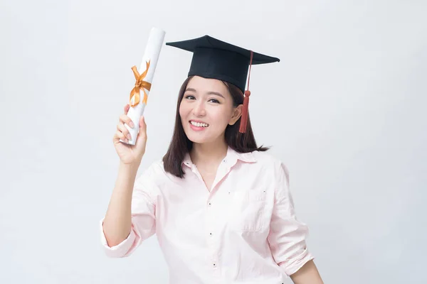 Retrato Bela Jovem Asiática Mulher Com Educação Cap Sobre Fundo — Fotografia de Stock