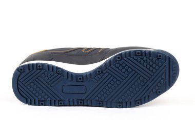 Ayakkabı tabanı beyaz arka plan üzerinde kış