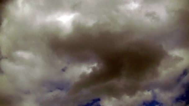 Cumulus Wolken Zweven Door Lucht — Stockvideo