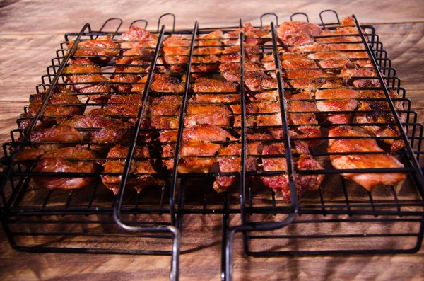 Grill Grillen Läcker Shish Kebab Träskivor — Stockfoto