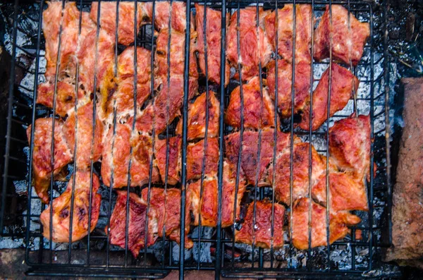 Churrasco Preparado Grelha Fumaça Fogo — Fotografia de Stock