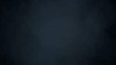 Yıldırım ile epik fırtına bulutları