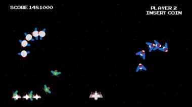 1980's Aliens Üzerinde Spaceship Çekim Eski Video Oyunu