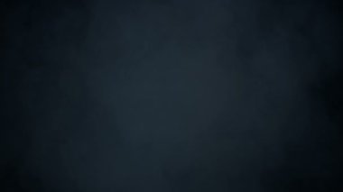 Bir Şimşek Fırtınası Altında Gece Ürpertici Göl