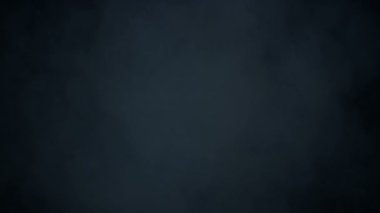 Kovboy ve Hint Bir Fırtına Altında Birbirlerine Bakıyor