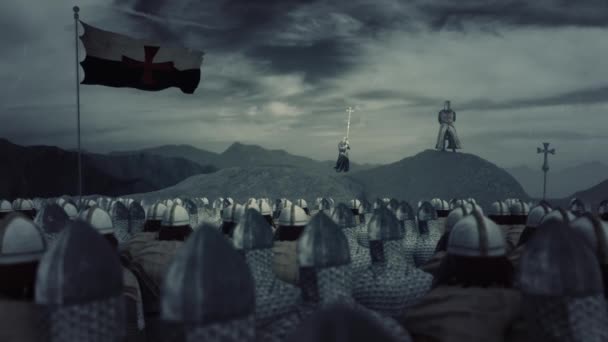 十字軍テンプル騎士が戦闘前に軍の前に立つ — ストック動画