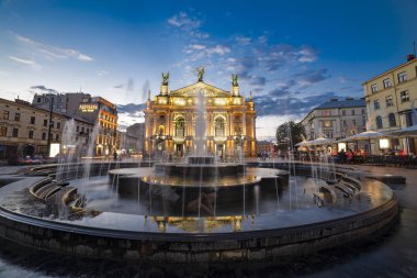 Lviv, Ukrayna, Ağustos, 2016 yılında Opera Binası.