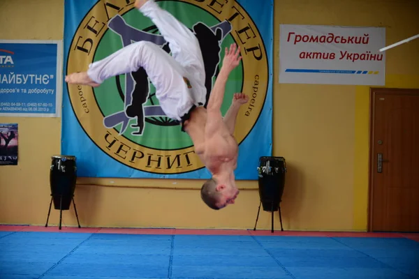 Chicos Capoeira Gimnasio Ucrania Chernigov Mayo 2017 — Foto de Stock