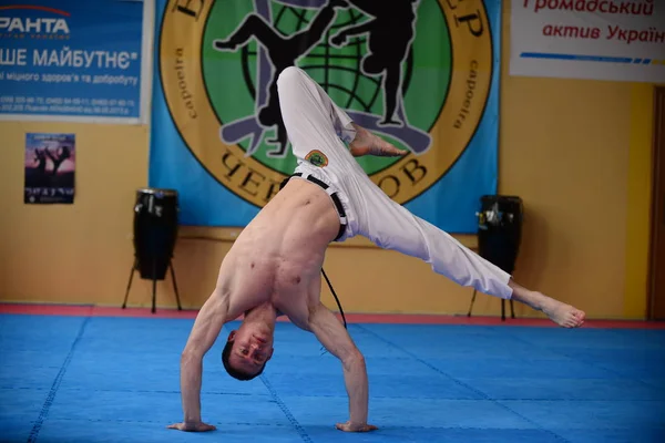 Chicos Capoeira Gimnasio Ucrania Chernigov Mayo 2017 — Foto de Stock