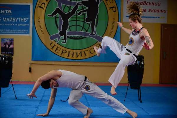 Spor Salonunda Cacapoeira Çocuklar Ukrayna Chernigov Mayıs 2017Poeira Çocuklar Jimnastik — Stok fotoğraf