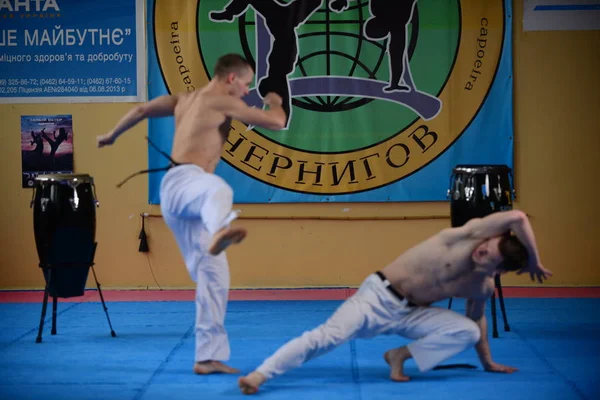 Capoeira Jungs Der Turnhalle Ukraine Chernigov Mai 2017 — Stockfoto