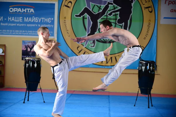 Tipos Capoeira Ginásio Ucrânia Chernigov Maio 2017 — Fotografia de Stock