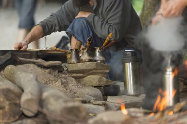 pikniğe kahve yapma
