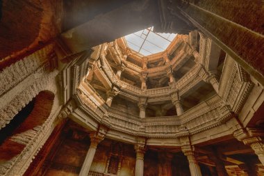 Ahmedabad, Hindistan eski bir kuyu. Şubat 2016