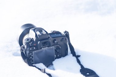 Kamera içinde belgili tanımlık kar kış fotoğraf oturumu