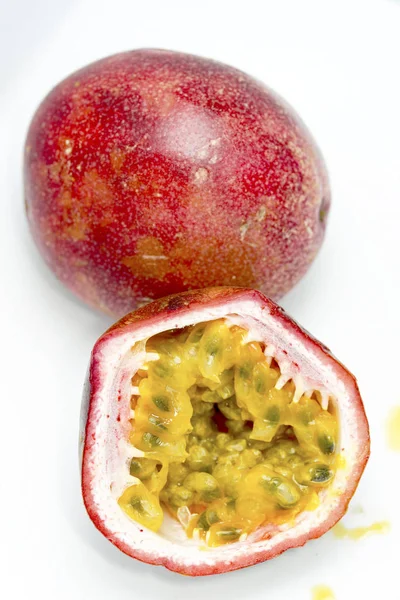 Passion Fruit White Background — Stock Photo, Image