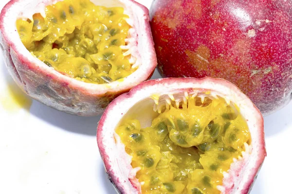 Passion Fruit White Background — Stock Photo, Image