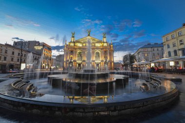 Lviv Opera Binası, Nisan 2016. Ukrayna