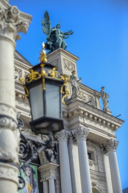 Lviv Opera Binası, Ukrayna'nın mimari detayları. Ağustos 2016. Lviv şehri.