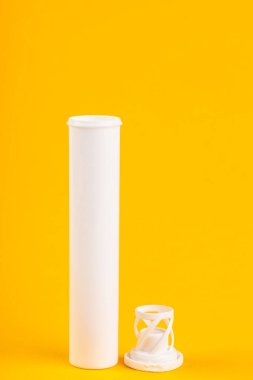 tıbbi şişe yakın çekim