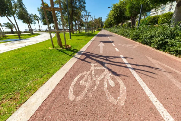 Bisiklet lane tabela Caddesi üzerinde