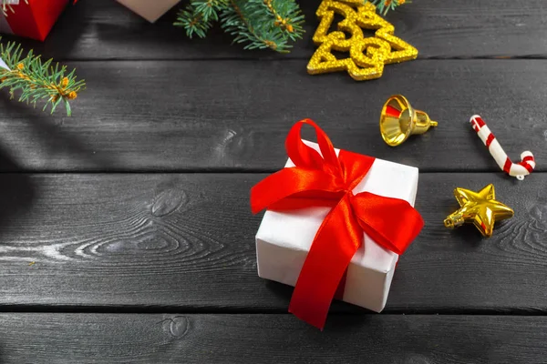 Noel arkaplanı ve şenlikli dekorasyon