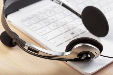 kulaklık bilgisayar dizüstü klavye