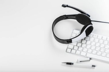 kulaklık bilgisayar dizüstü klavye