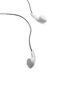 modern beyaz zemin üzerine izole kulaklık