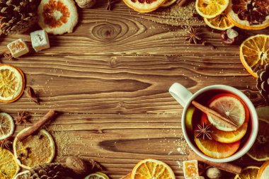 Noel mulled şarap üstten görünüm 