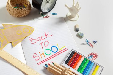 Geri okul kavramı için yakın atış