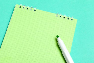 Kadar boş spiral defter görünümü Kapat