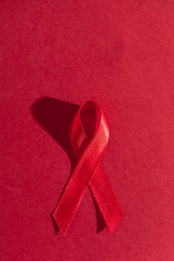 AIDS konusunda sembolü olarak şerit 