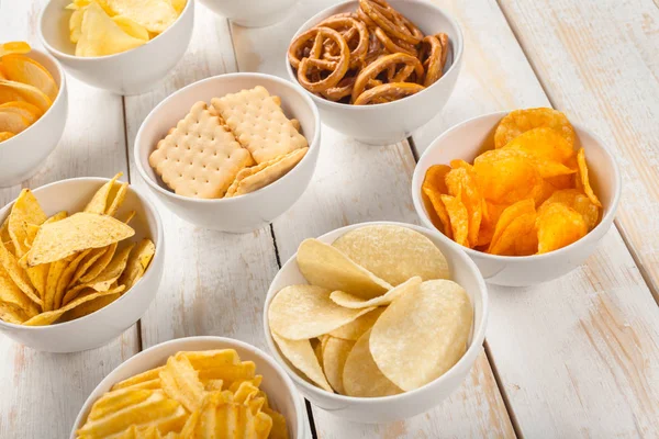 Simit kase yukarıdan ahşap tablo