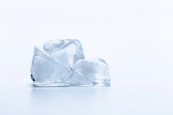 Cubes Glace Isolés Sur Fond Blanc — Photo