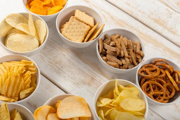 Simit kase yukarıdan ahşap tablo