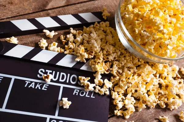 Film Clapper Yönetim Kurulu Pop Corn — Stok fotoğraf